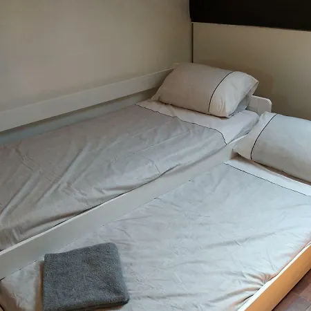 St Joseph: Studio Meuble Fibre Proche Gare Apartment Nice